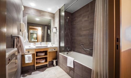 Hôtel Le Pré Carré - photo 2